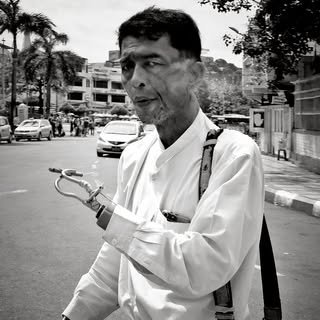 @peelinlayers profile