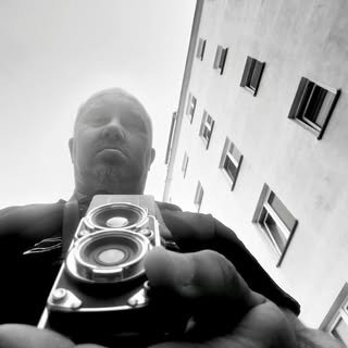 @picturesbytoki profile