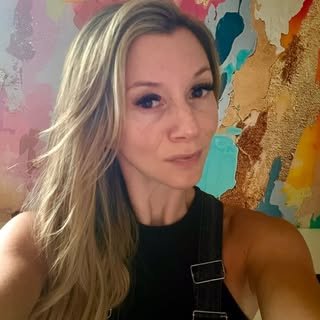 @Pinupsandpaint profile